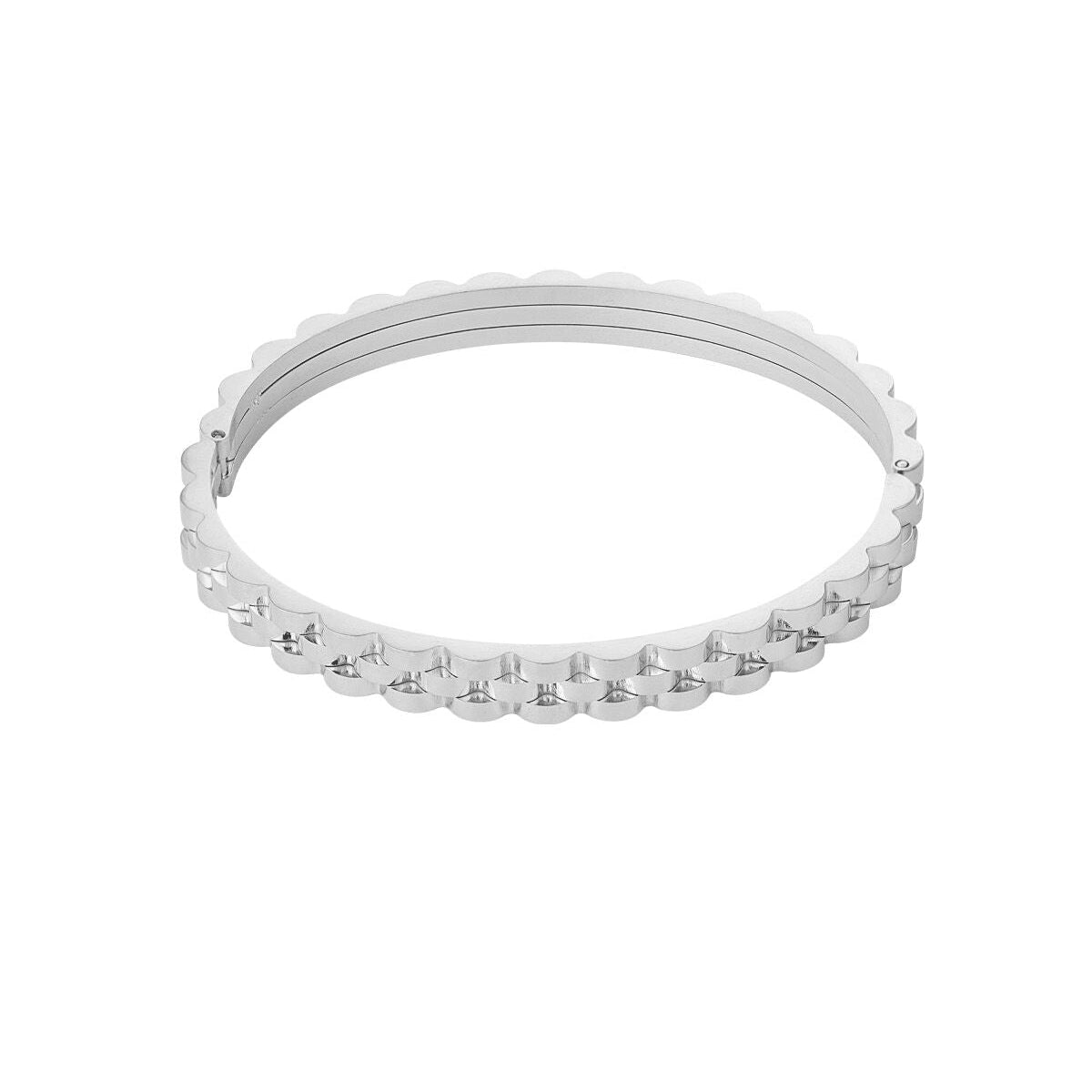 Elegant stainless steel bangle for everyday glam