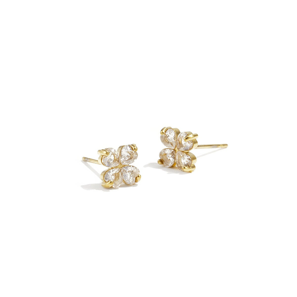 Clover stud earrings
