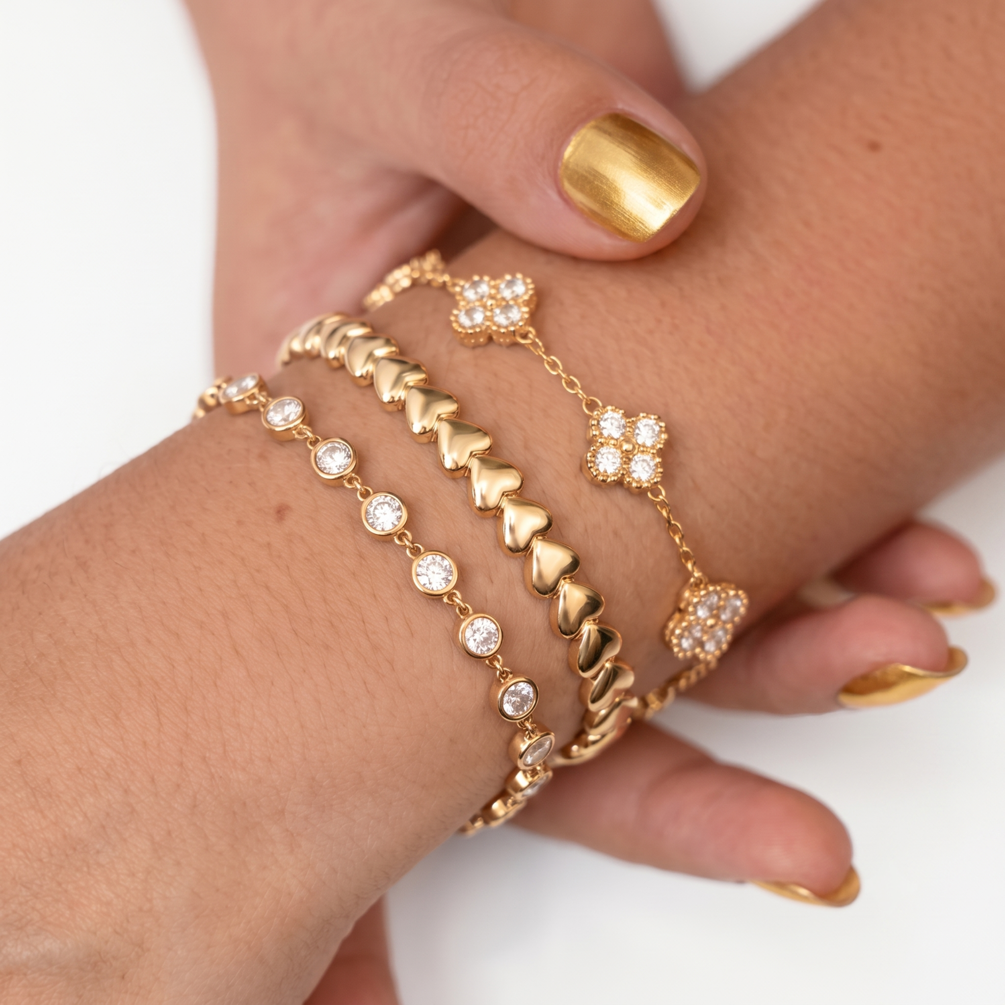 The Heartlink Cuff | Gold Heart Chain Open Bangle