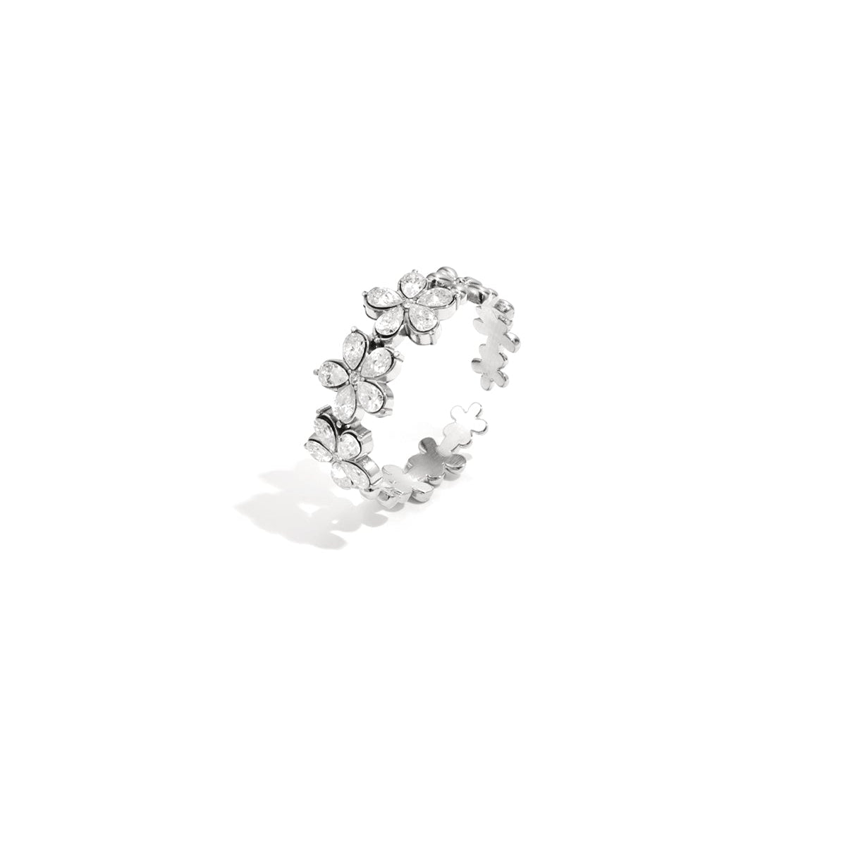 Ring with flowers and stones