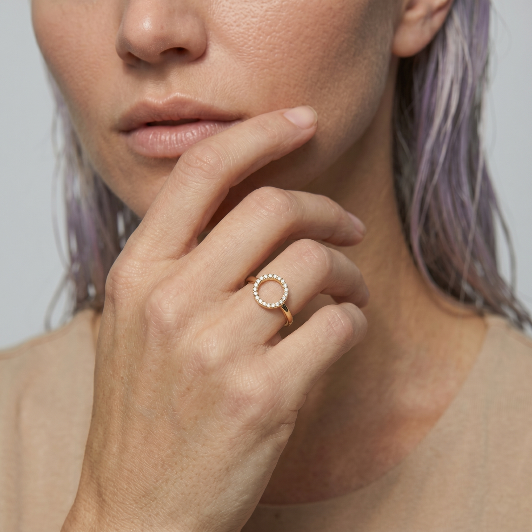 The Halo Ring | Gold Crystal Circle Ring