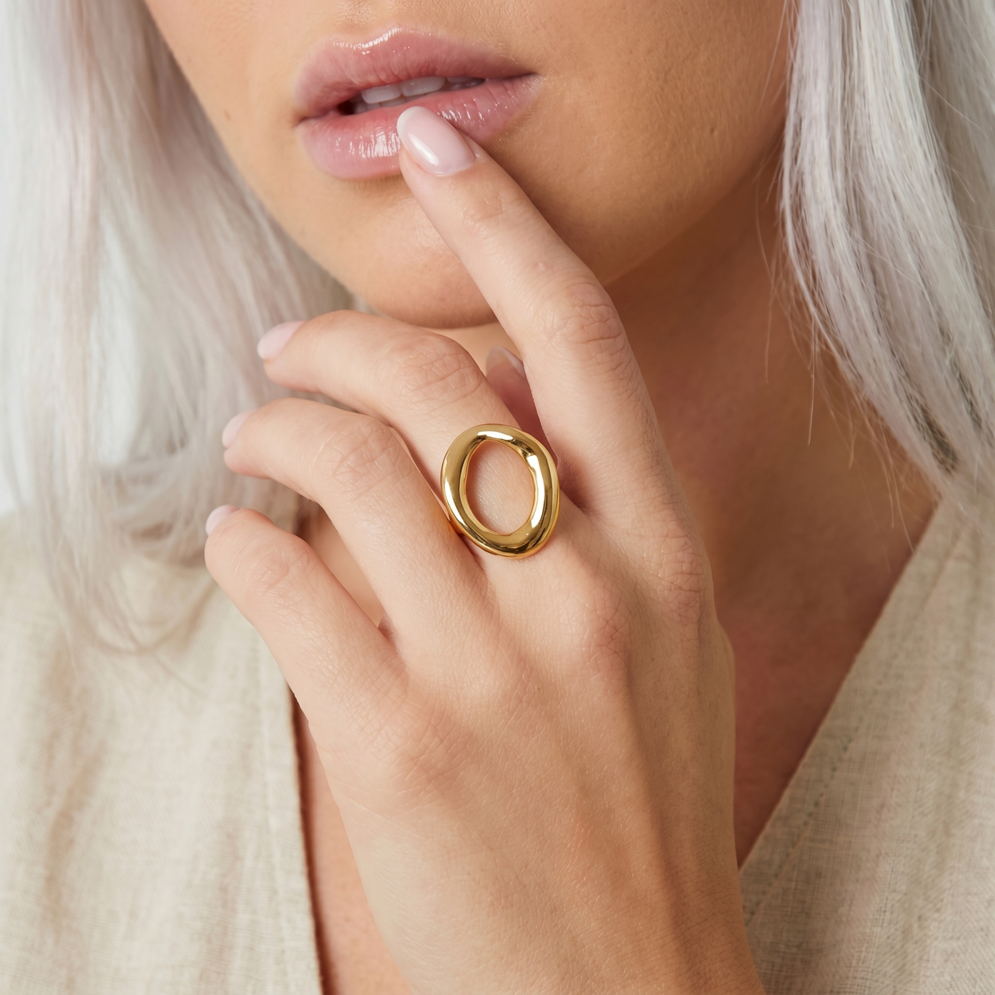 The Loop Ring | Gold Sculptural Open Circle Ring