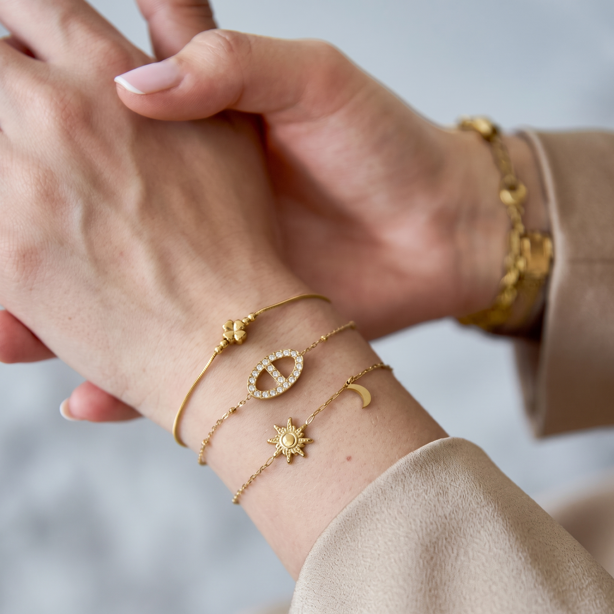 The Lucky Bracelet | Gold Clover Charm Snake Chain Bracelet