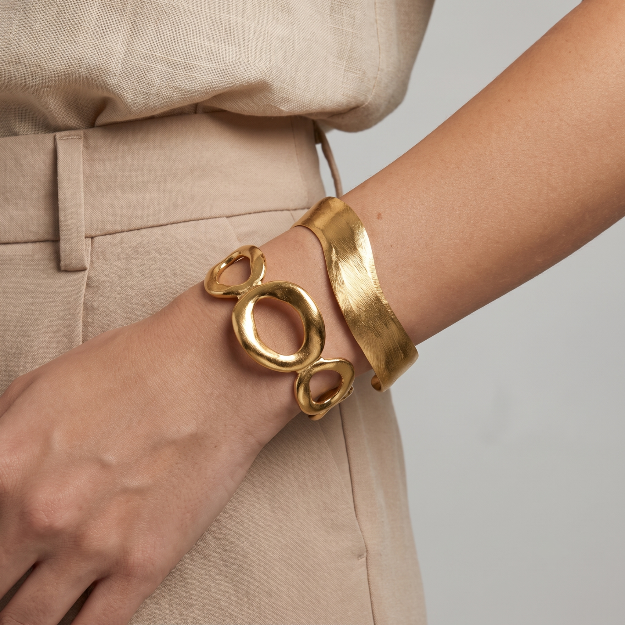 The Sculpt Cuff | Gold Brushed Open Bangle